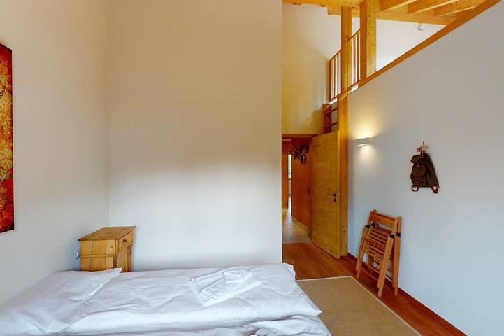 Ganze Wohnung, Schöne, 3½ Zimmerwohnung im 2. in Bregaglia, Sankt Moritz