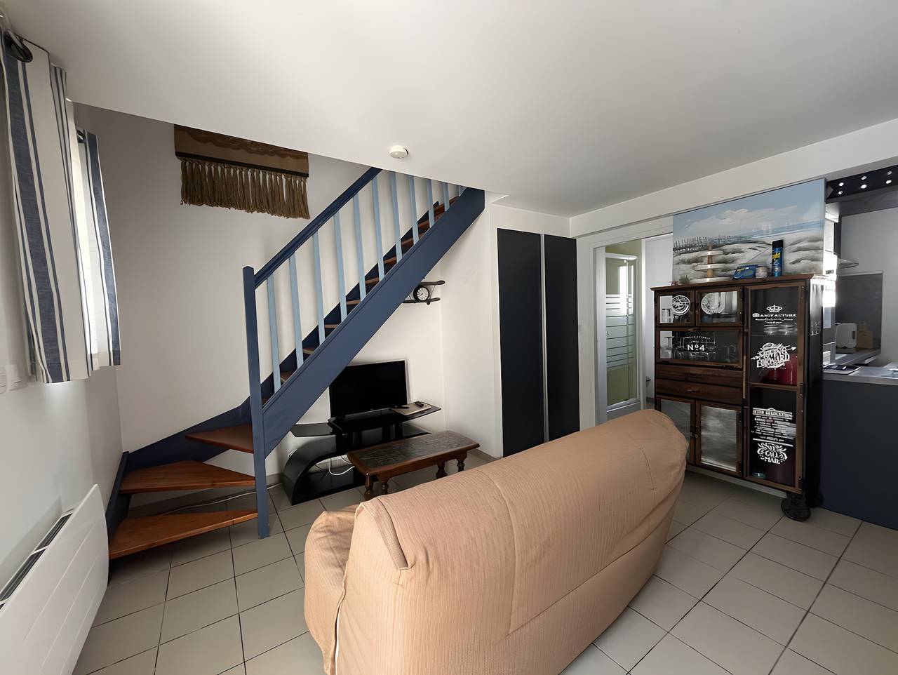 Encantadora casa con piscina compartida, terraza privada y jardín privado in Le Château-d'Oléron, Côte de Beauté