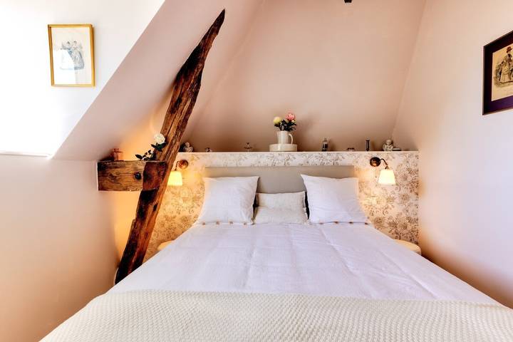 Location de vacances pour 2 personnes, avec jardin et piscine à Rouffignac-Saint-Cernin-de-Reilhac - 3