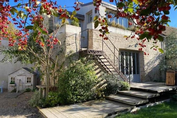 Gîte pour 4 personnes, avec jardin et balcon dans Amponville