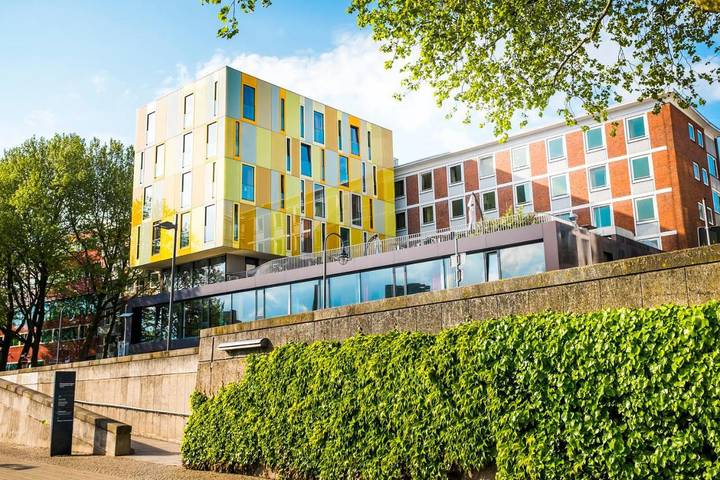 Hostel für 4 Personen, mit Terrasse in Bremer Freimarkt