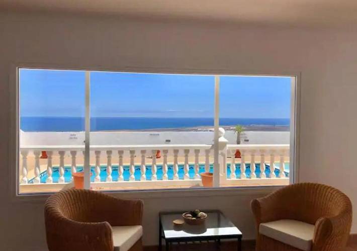 Casa rural para 8 personas, con terraza además de piscina y vistas en San Bartolomé - 2