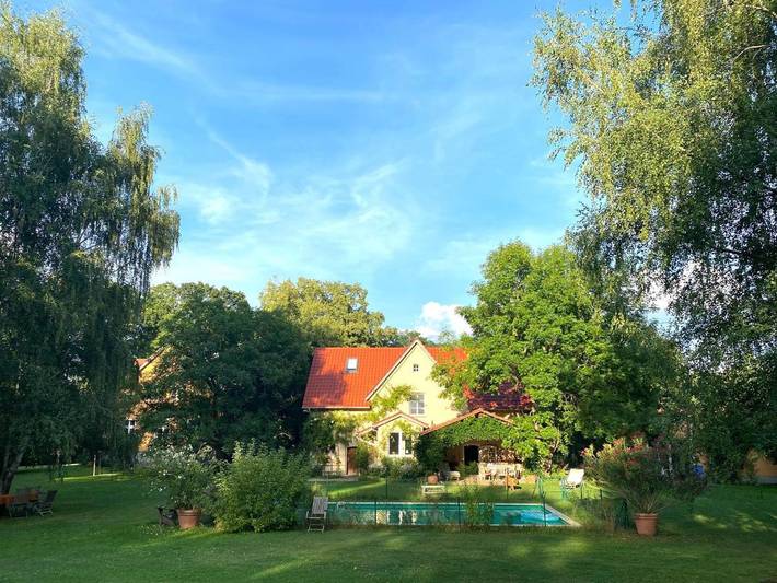 Ferienhaus für 13 Personen, mit Terrasse und Garten sowie Pool und Sauna in Falkenhagen (Mark) - 2