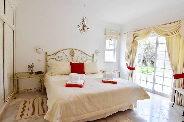 Luxury villa with private pool, seaview, 2300qm in Alvor, Faro District