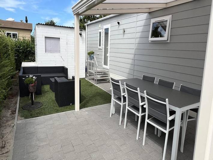 Gîte pour 4 personnes, avec terrasse et jardin, adapté aux familles à Renesse - 3