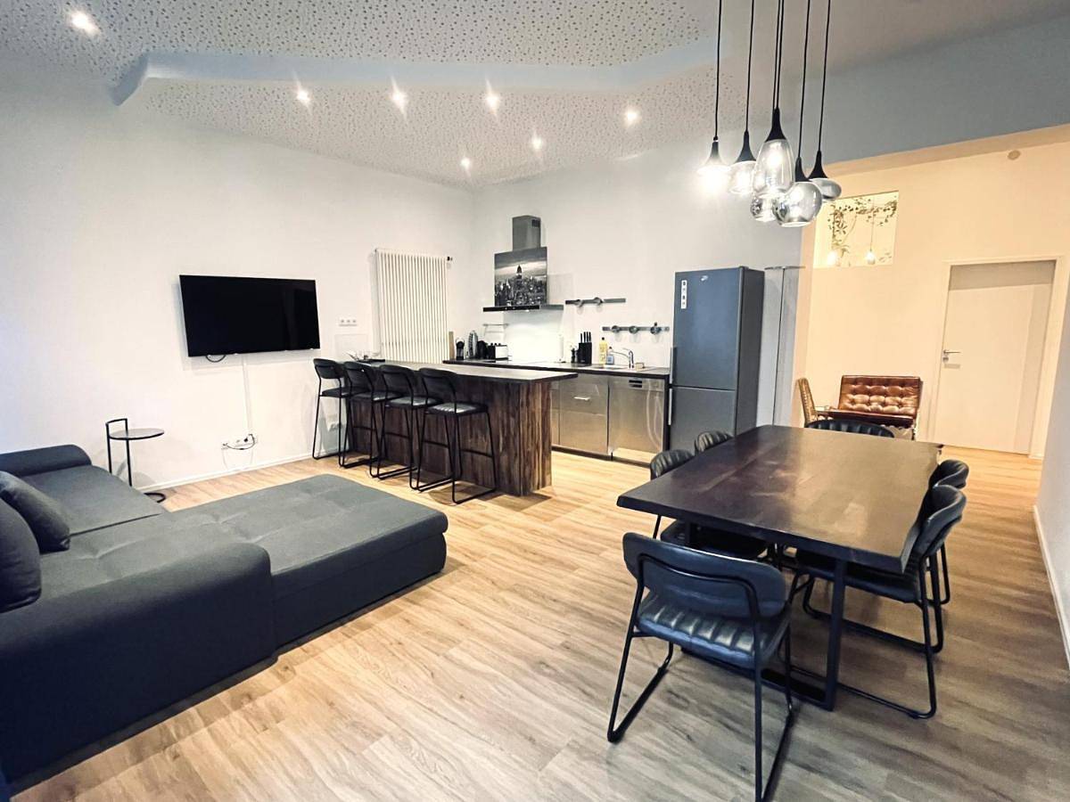 Ganze Wohnung, Two-Bedroom Apartment in München Schwanthalerhöhe, München