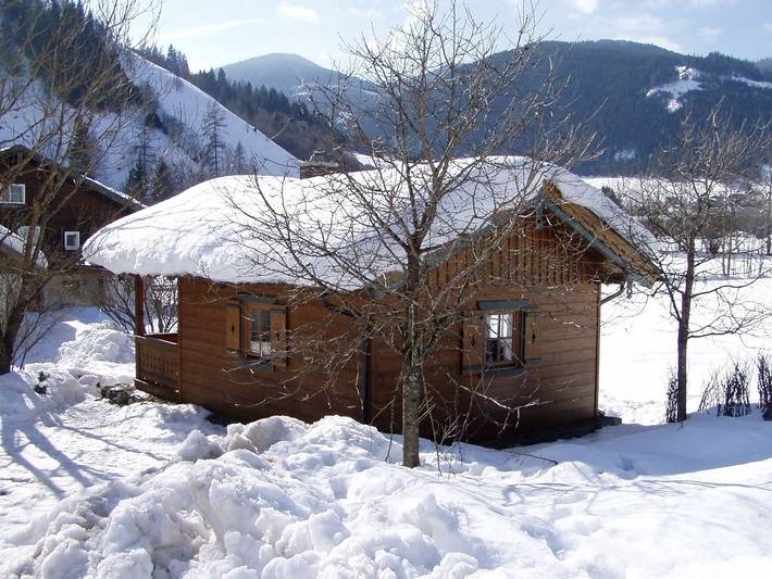 Ferienhaus für 4 Personen, mit Terrasse und Garten in Forstau
