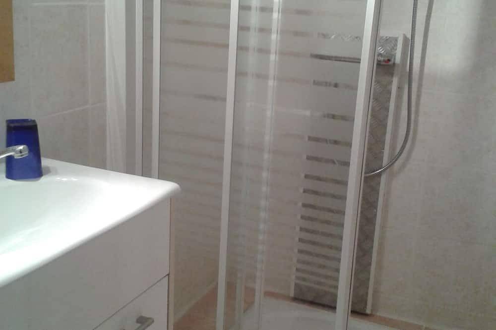 Entire apartment, 4-seater apartment 50 m2 in Laruns, Béarn