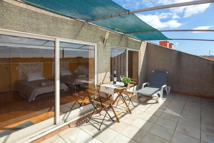 Apartamento de vacaciones para 3 personas, con jardín y vistas - 1