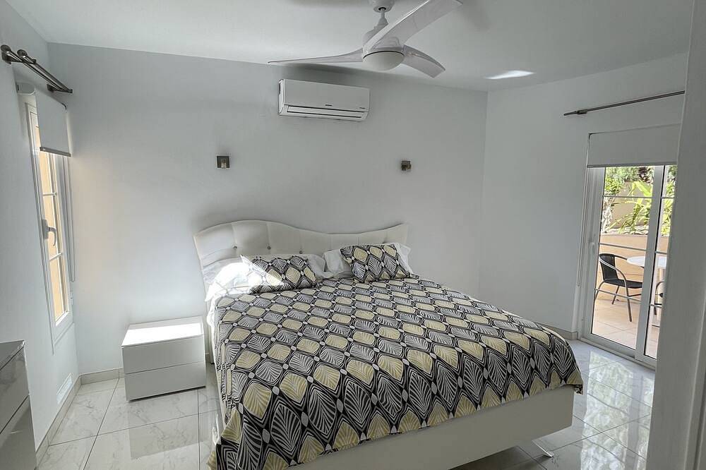 Entire apartment, Cozy apartment in Costa Adeje in Playa del Duque, Adeje