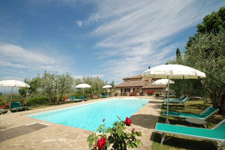 Location de vacances pour 4 personnes, avec jardin et piscine à Monteriggioni - 3