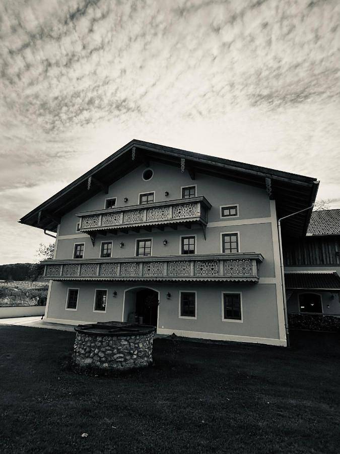 Ferienwohnung für 4 Personen, mit Ausblick und Seeblick sowie Garten, mit Haustier in Petting - 2