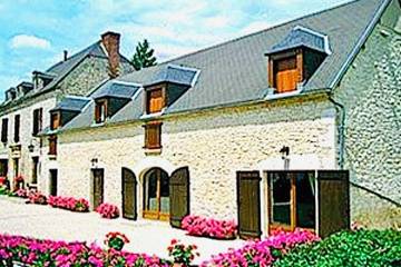 Gîte pour 10 personnes, avec jardin, animaux acceptés à Pinsac
