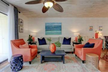 Vacation Home for 6 Guests in Miramar Beach, Emerald Coast, Picture 1