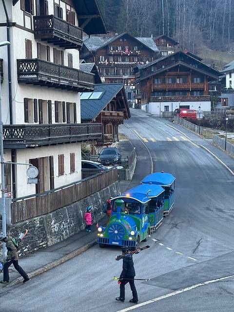 Appartamento intero, Chalet l'Eglantine - 5.5-Zimmerwohnung in Champéry, Portes du Soleil