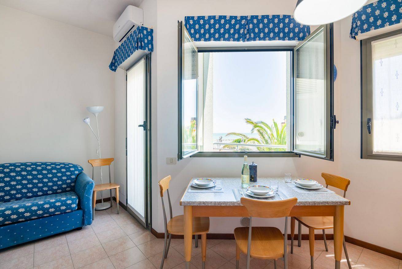 Appartamento intero, Residence I Gelsi - Apt Aria di Mare with parking in Pesaro, Valle del Metauro
