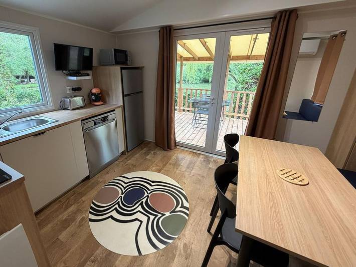 Camping Paradis - Domaine de Bellevue - Mobilhome 2 personnes - Gamme Cocoon Spa – 1 ch – 2 pers - Climatisation in Saint-Christophe-du-Ligneron, Vallée de la Loire