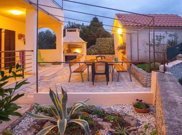 Apartament Wakacyjny dla 7 osoby w Razanj, Żupania szybenicko-knińska, Zdjęcie 1