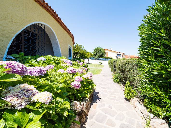 Ganze Wohnung, Rotonda Cottage 33 - moderne Wohnung mit Pool in Baja Sardinia in Baja Sardinia, Arzachena