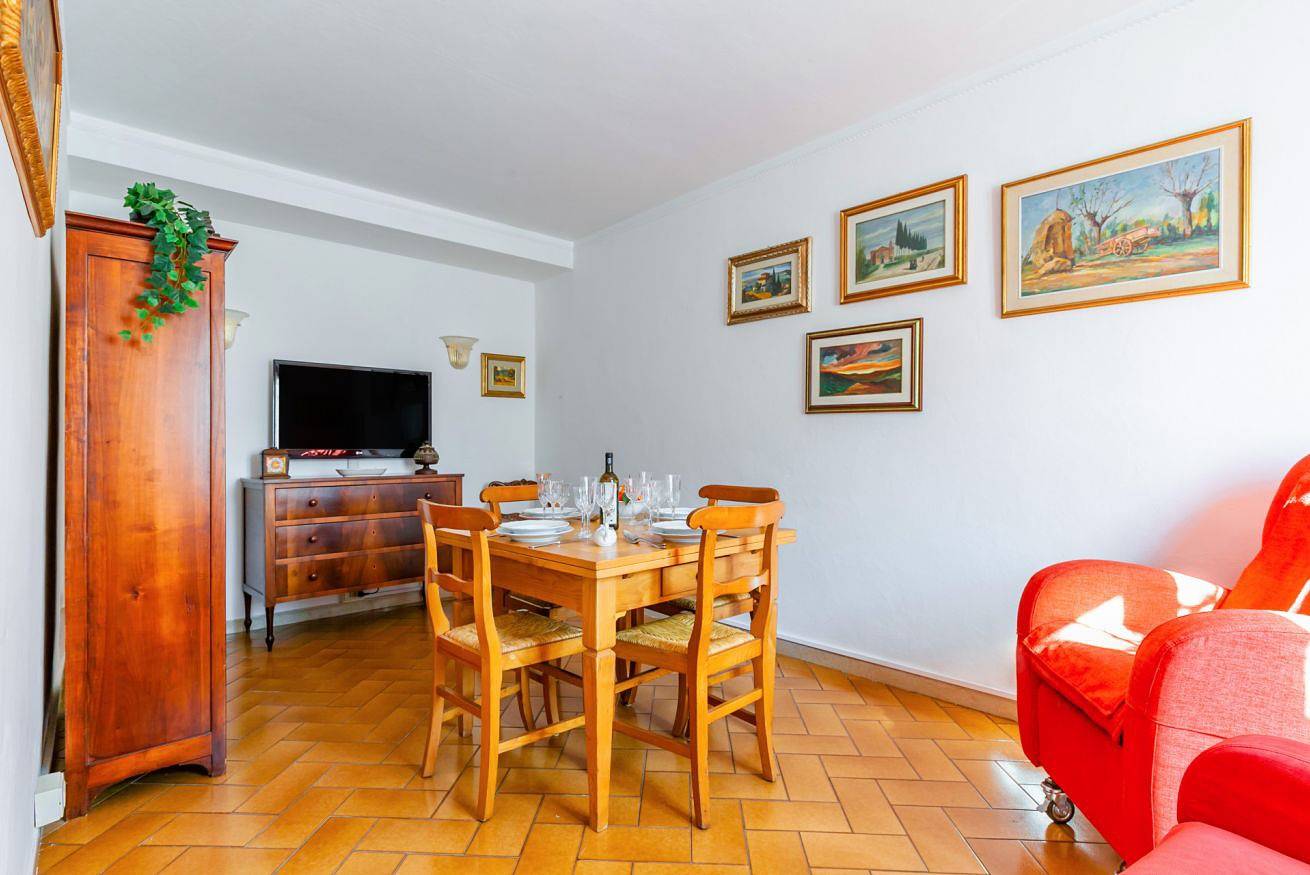 Apartamento entero, Pisa Airport Comfy Apartment - Private Parking in Pisa, Costa de la Maremma