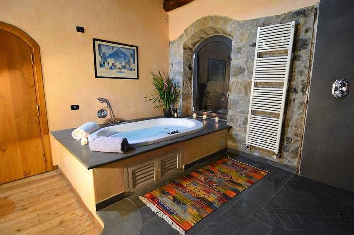 Ferienhaus für 21 Personen, mit Whirlpool und Garten, mit Haustier in Bolsena - 2