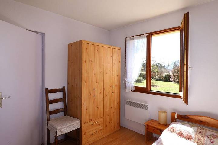 Appartement entier, Spacieux logement calme avec jardin privé - Parking inclus, animaux acceptés in Annecy-le-Vieux, Annecy (commune)