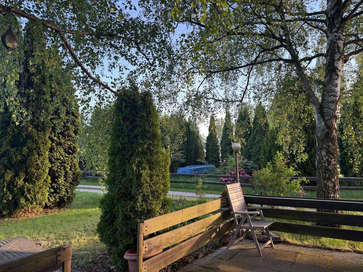 Ferienbungalow mit Hochbett und Terrasse am Zeulenrodaer Meer in Bungalowdorf Zadelsdorf, Zeulenroda-Triebes