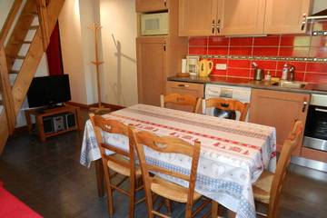 Gîte pour 5 personnes, avec piscine et terrasse à Passy