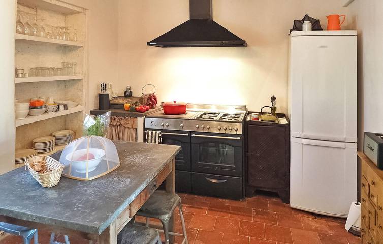 Location de vacances pour 8 personnes, avec Terrasse et Piscine à Paradou - 4