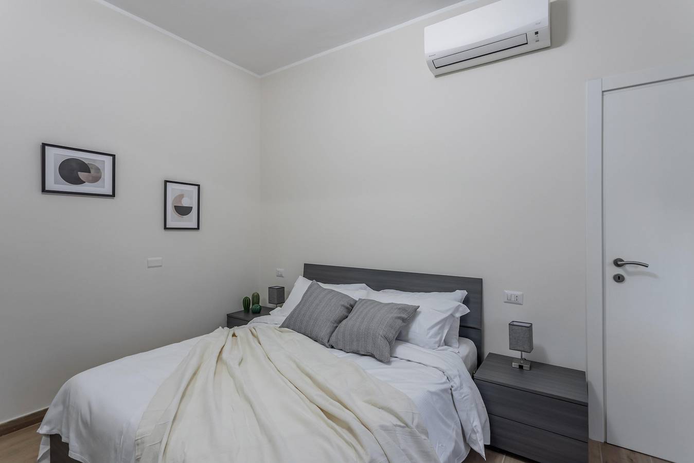 Entire apartment, 0649Pv - Ares Home in Pavia, Pavia Province