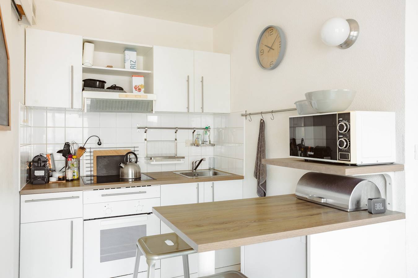 Appartement entier, Charmant meublé avec piscine et parking privé par Kaz'Concept in La Rochelle, Région de La Rochelle