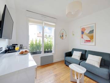 Location De Vacances pour 4 Personnes dans Suresnes, Hauts-de-Seine, Photo 4