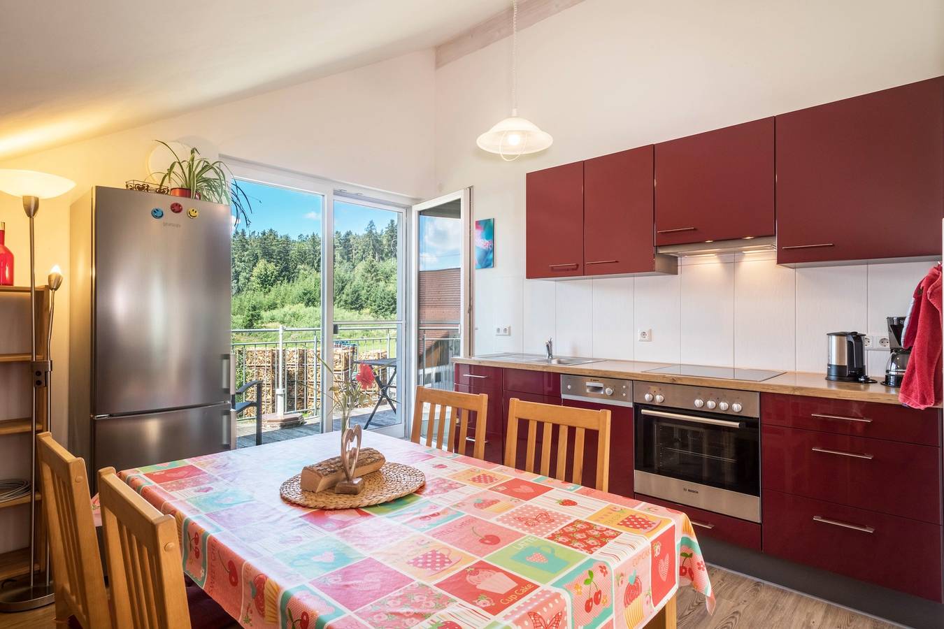 Ganze Wohnung, Ferienwohnung "Birke" mit Wlan, Bergblick, Balkon & Garten in Neukirch, Region Bodensee-Oberschwaben