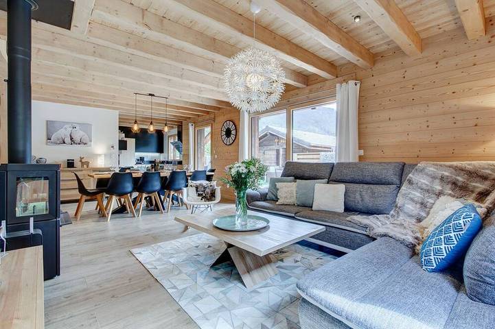 Chalet für 12 Personen, mit Balkon und Garten - 1