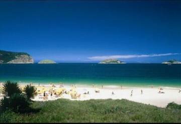 Villa for 32 People in Niterói, Rio de Janeiro (state), Photo 1