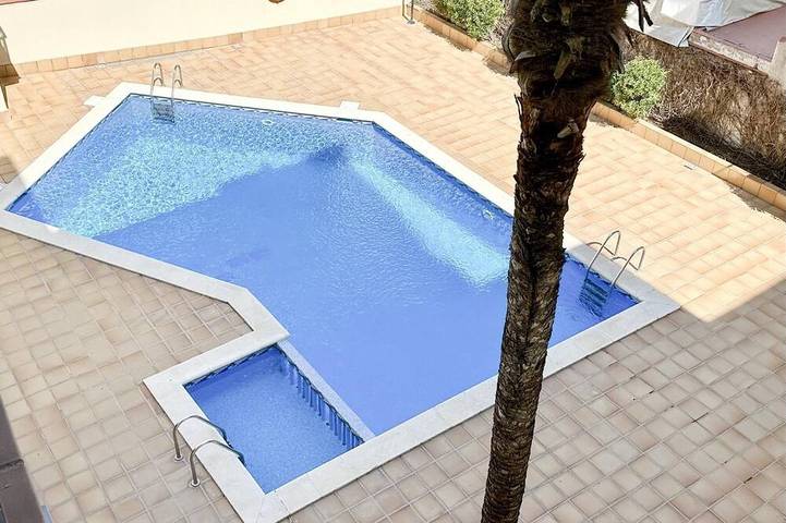 Vakantieappartement voor 6 personen, met balkon en zwembad - 1