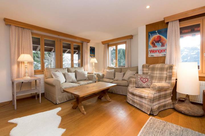 Ferienwohnung für 6 Personen, mit Balkon in Lauterbrunnen