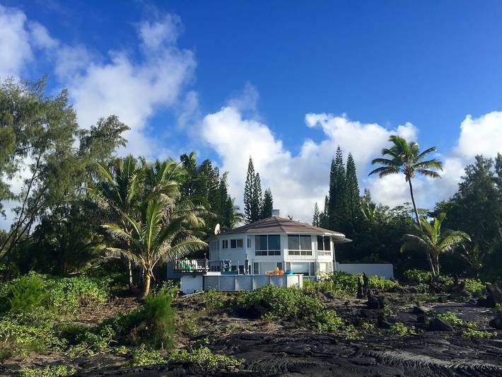 Vacation rental for 10 people, with yard and terrace on the Island of Hawaii