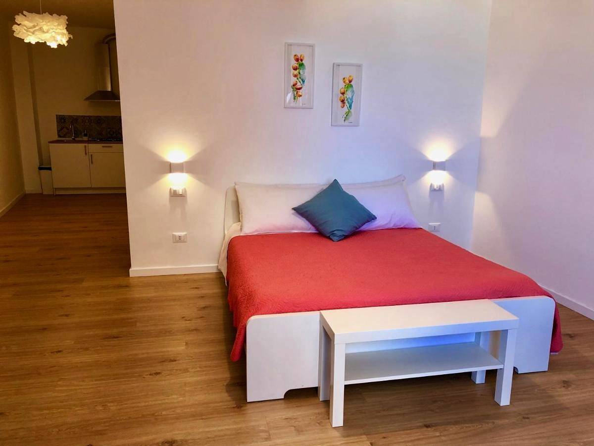 Mondello Beach Rooms - by the sea in Mondello, Palermo