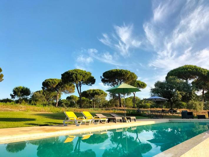 Chalé para 4 pessoas, com piscina no Alentejo