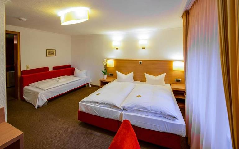 Hotel für 3 Personen, mit Terrasse und Garten in Geesthacht - 2