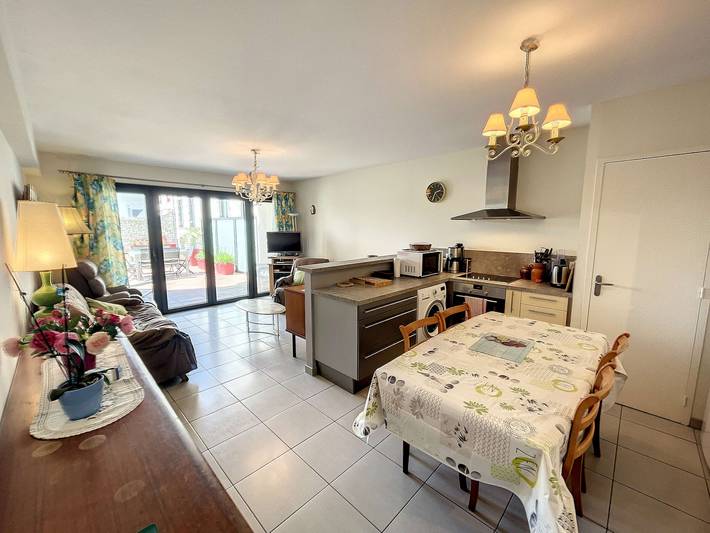 Gîte pour 4 personnes, avec terrasse dans Office De Tourisme De Granville Terre Et Mer - 4