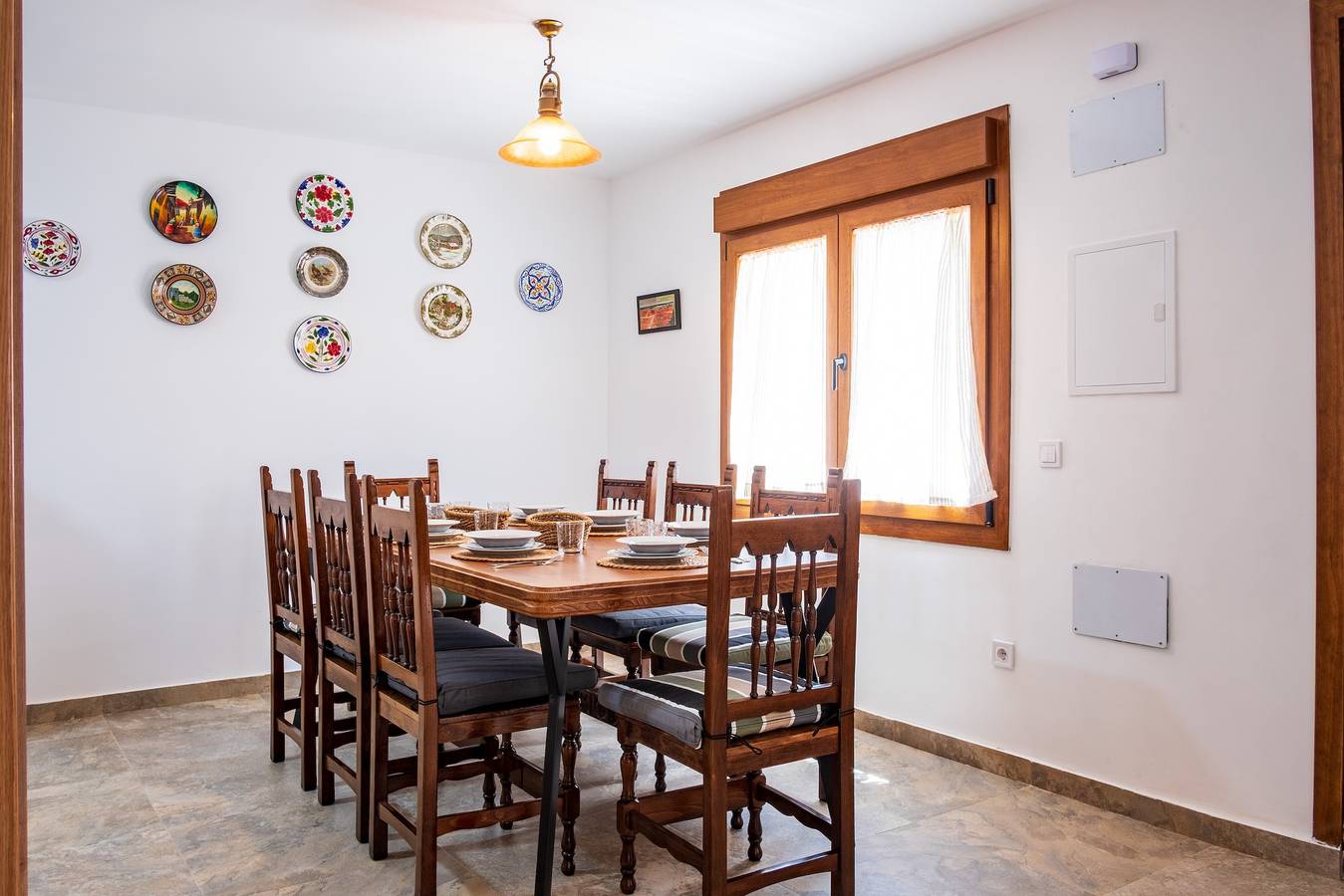 Maison rurale « Quercus » avec vue sur la montagne, Wi-Fi et climatisation in Navaluenga, Valle del Alberche