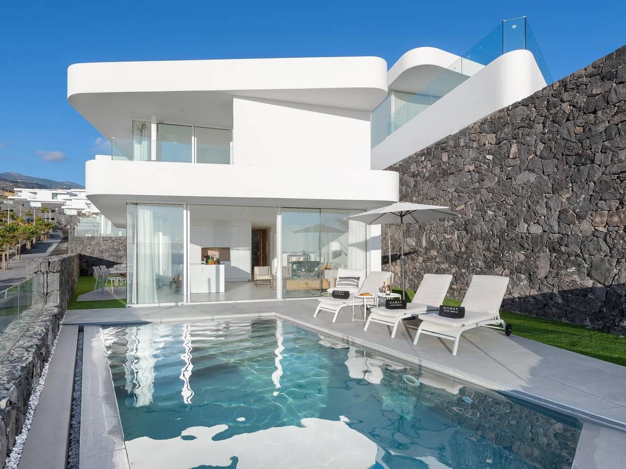 Karat Villa Ibardin Rokabella in Sueno Azul, Adeje