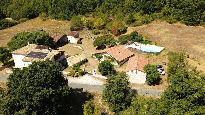Chambre d’hôte pour 2 personnes, avec piscine et terrasse ainsi que jacuzzi et jardin dans le Lot-et-Garonne - 4