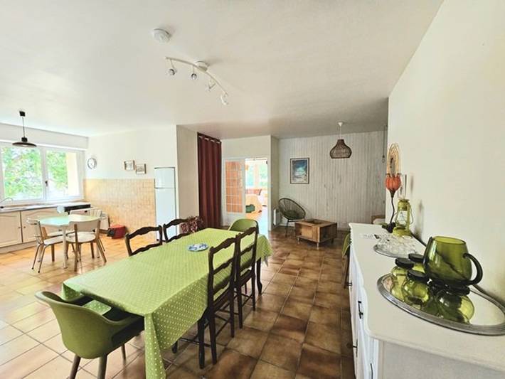 Location de vacances pour 6 personnes, avec terrasse et jardin dans Lac de Léon - 2