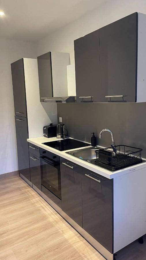 Appartement entier, One-Bedroom House in Homécourt, Meurthe-et-Moselle