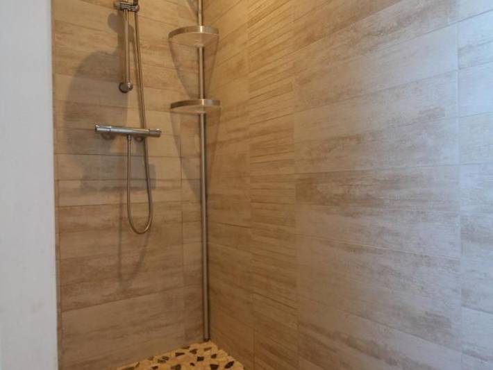 Renoviertes Haus in Burgund, 2 Schlafzimmer, Sauna, Parkplatz, Wlan in Premeaux-Prissey, Beaune und Umgebung