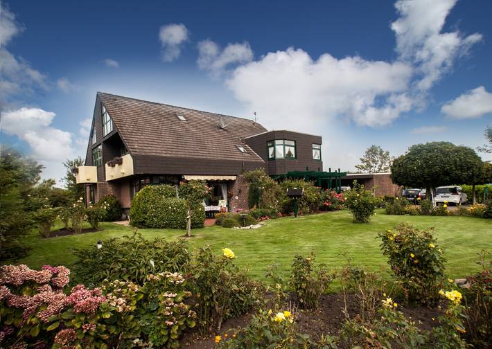 Ferienwohnung für 4 Personen, mit Garten in Schillig