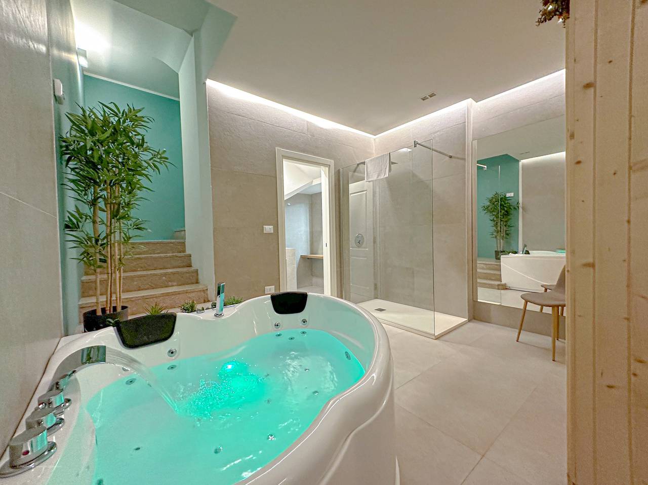 Entire apartment, Banfi Luxury Spa - Sauna & Jacuzzi privati in Milan, Milan Province